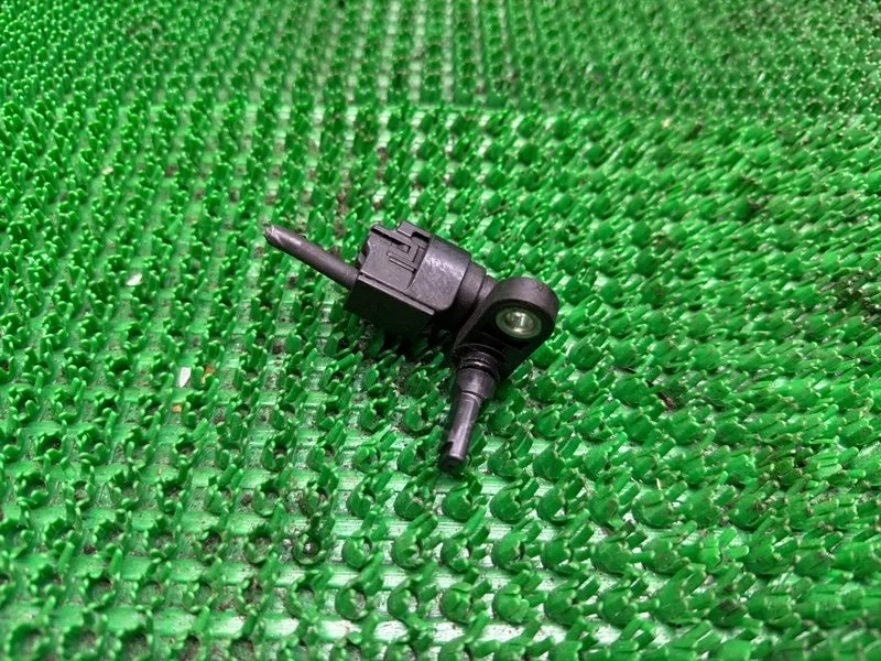 Датчик ABS Toyota 8954360050, левый