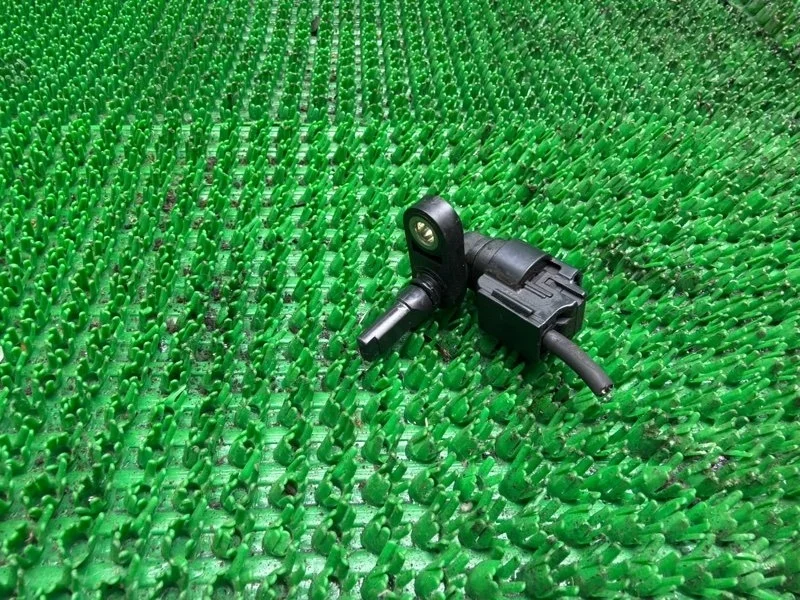 Датчик ABS Toyota 8954260050, правый