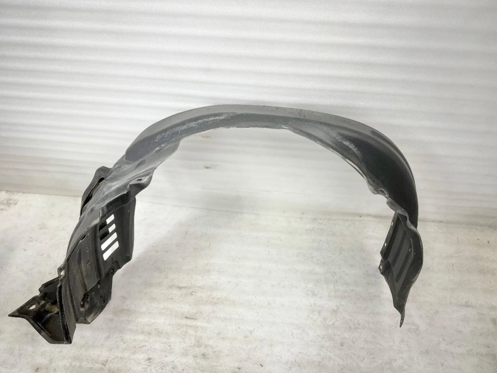 Подкрылок Toyota Land Cruiser Prado 150 (2009—2013) б.у