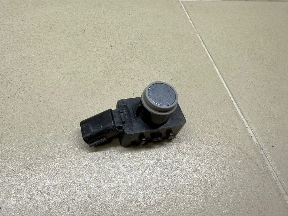 Датчик парковки Toyota Corolla XII (2018—2026) б.у