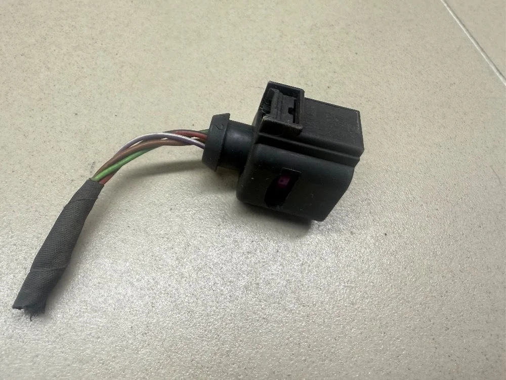 Разъем Skoda Karoq I (2017—2026) б.у