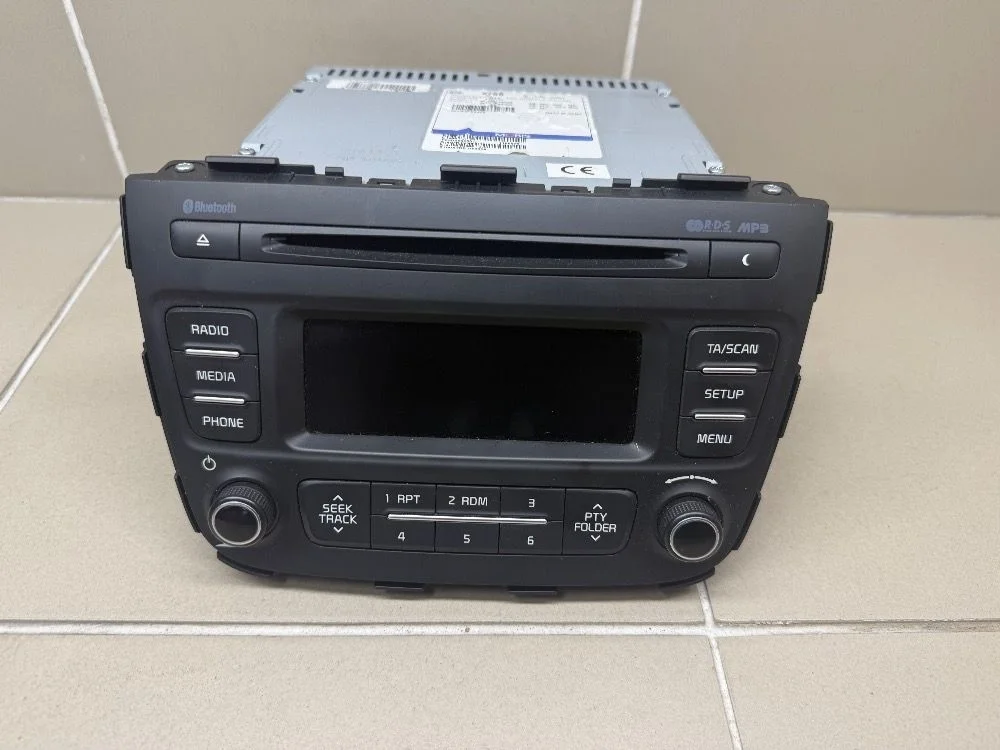 Магнитола Kia Sorento II (2009—2012) б.у