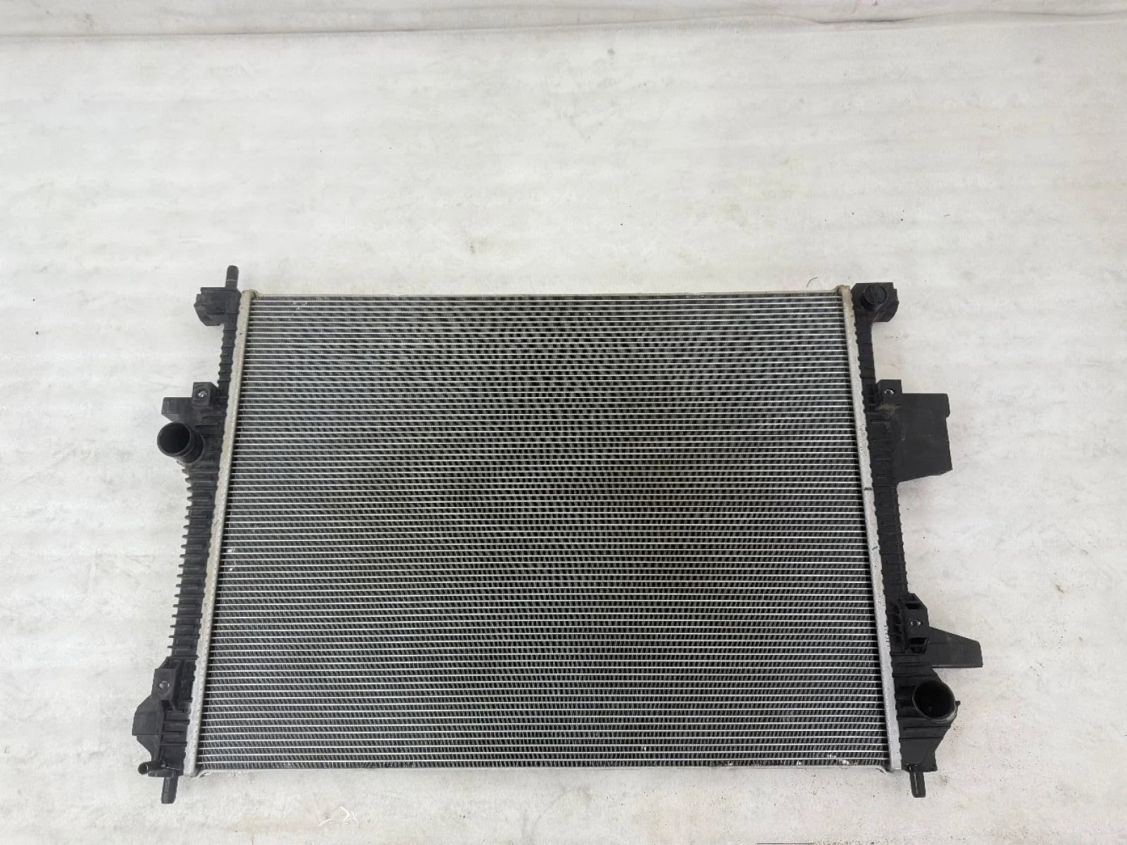 Радиатор основной Omoda С5 I (2021—2025) б.у