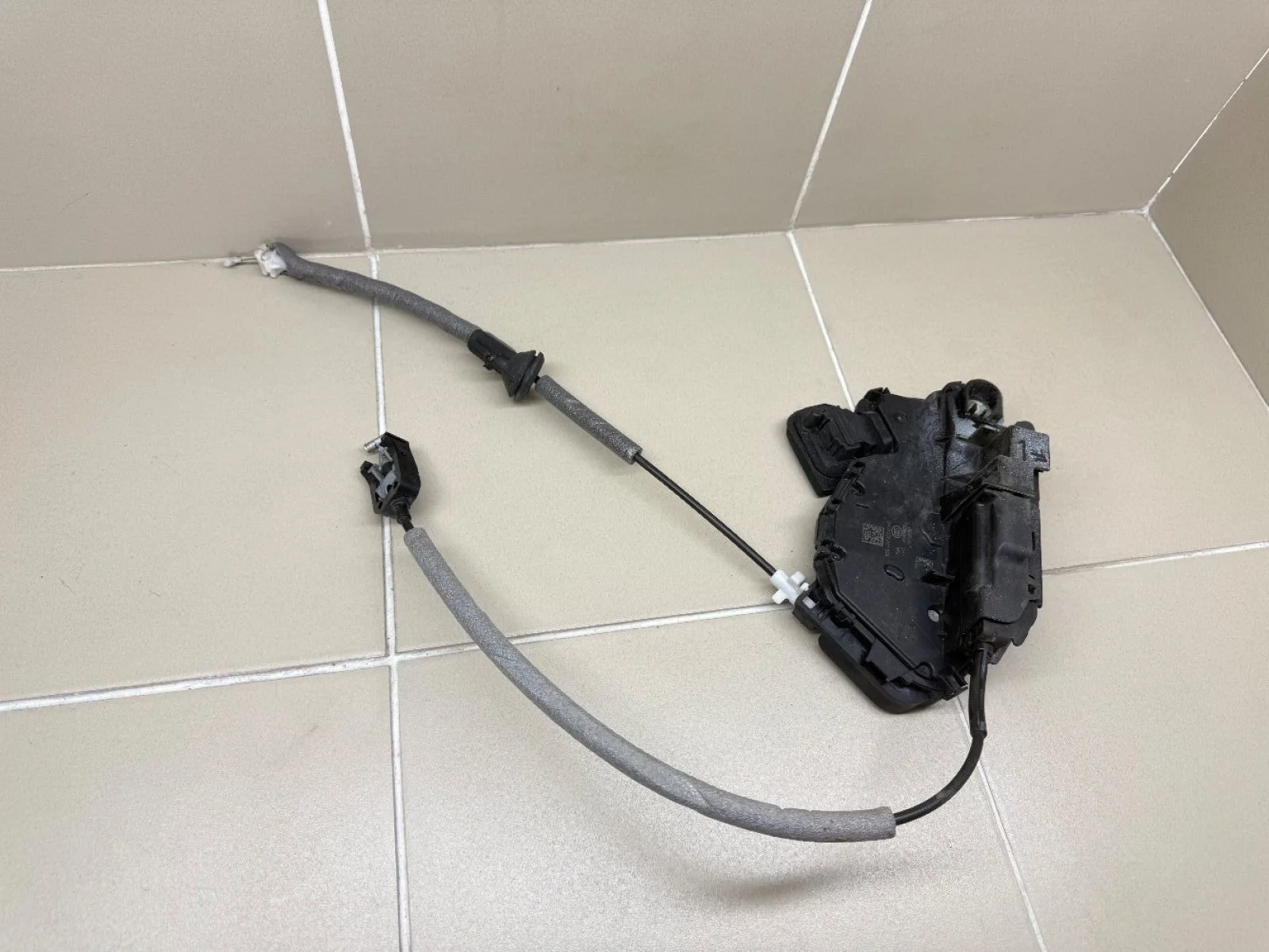 Замок двери передней Skoda Karoq I (2017—2026) б.у