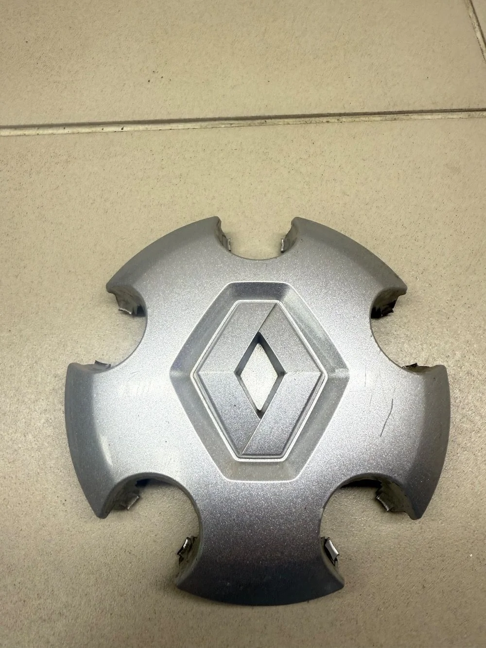 Колпак колеса Renault Duster I (2010—2015) б.у