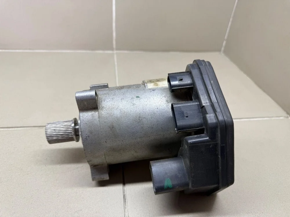 Моторчик привода круиз контроля Volvo XC90 II рестайлинг (2019—2025) б.у