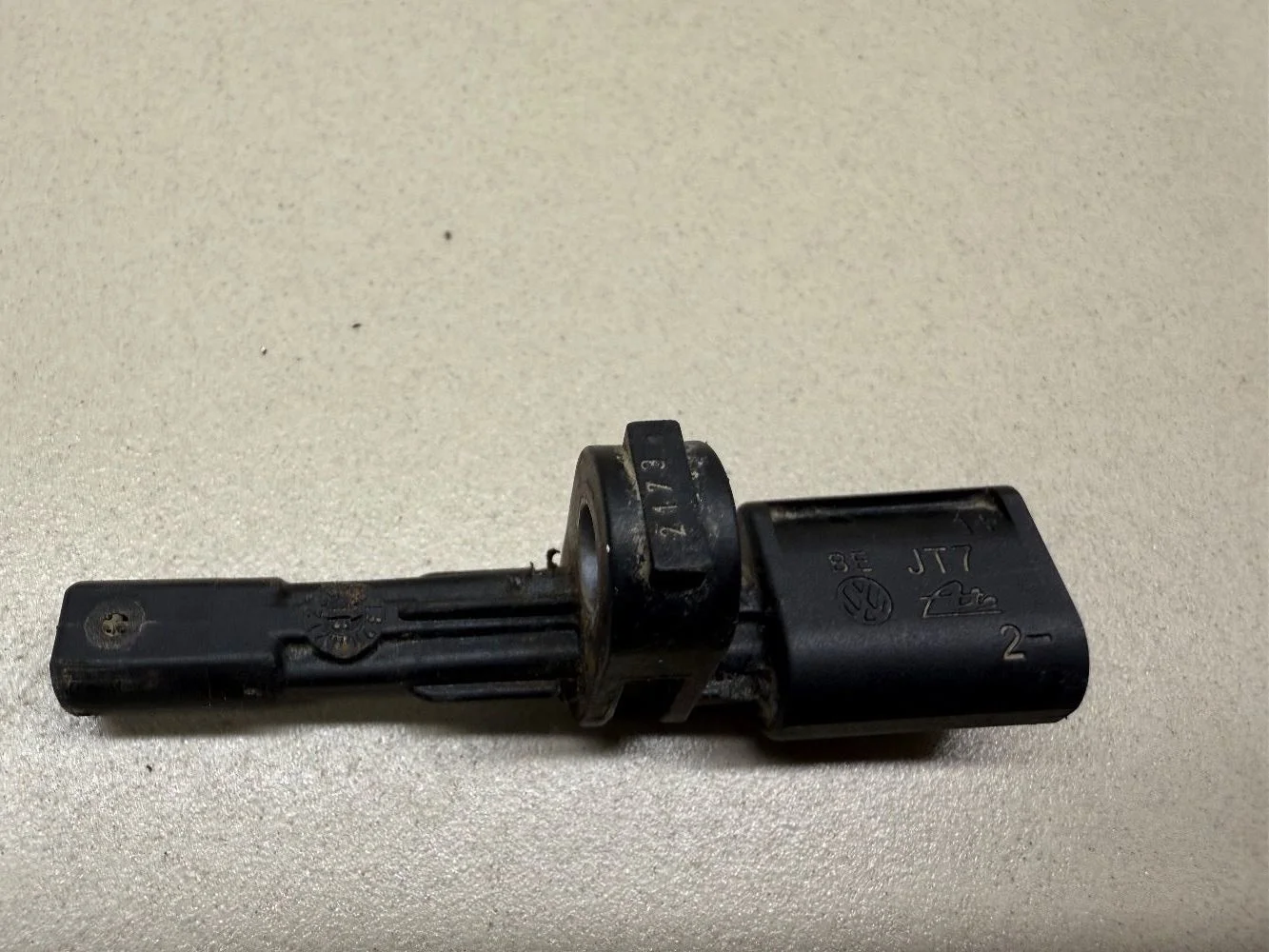 Датчик ABS задний Skoda Octavia III (2013—2017) б.у