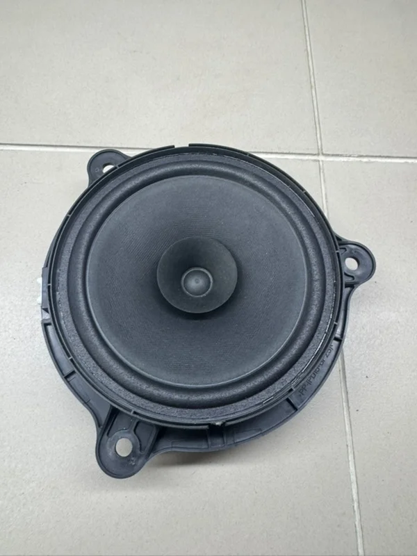 Динамик Renault Arkana I (2019—2026) б.у