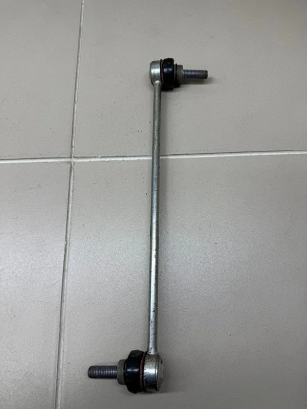 Стойка стабилизатора Renault Arkana I (2019—2026) б.у