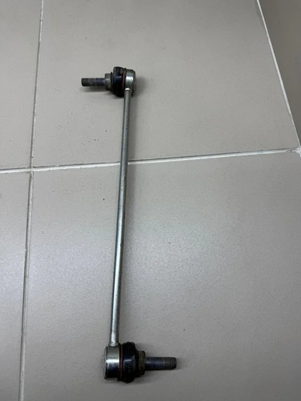 Стойка стабилизатора Renault Arkana I (2019—2026) б.у