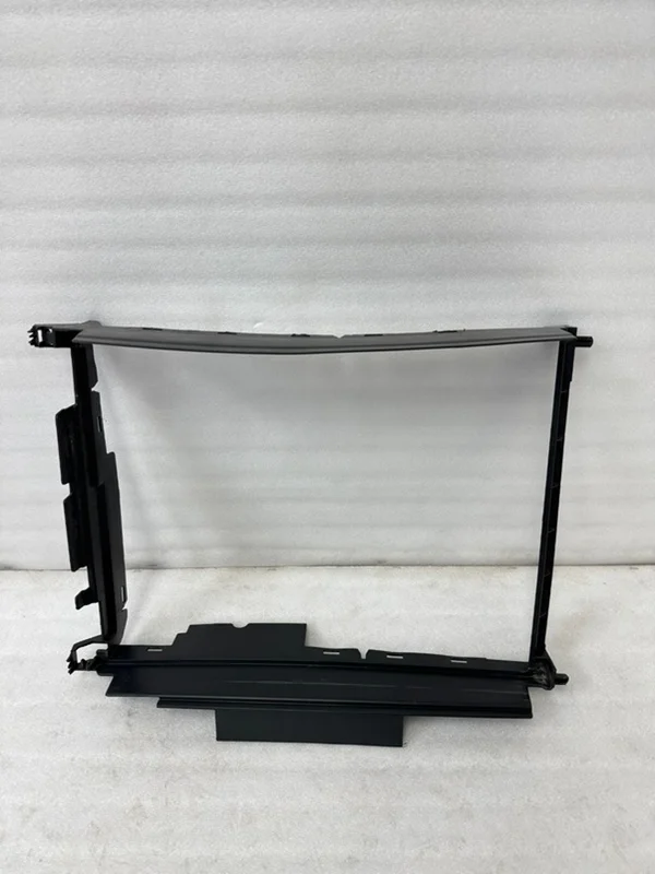 Дефлектор радиатора Renault Arkana I (2019—2026) б.у