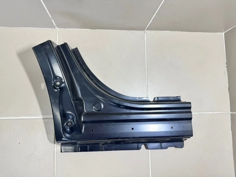 Порог Toyota RAV4 IV (2012—2015) новый