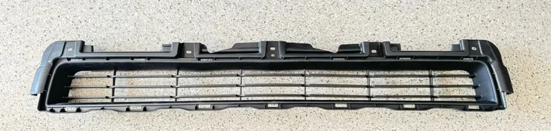 Решетка в бампер Toyota Land Cruiser Prado 150 (2009—2013) новый