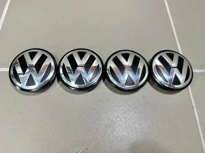 Заглушка колесного диска Volkswagen Passat CC B6 (2008—2012) новый