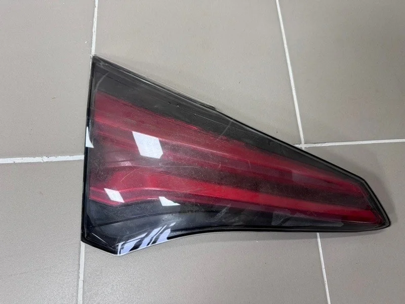 Фонарь Toyota RAV4 IV рестайлинг (2015—2019) б.у