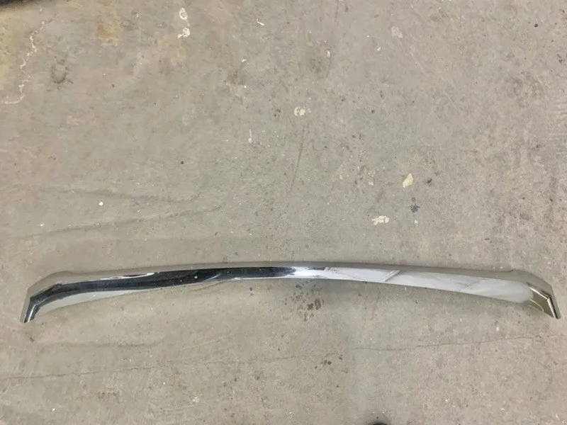 Молдинг капота Toyota Land Cruiser Prado 150 рестайлинг (2013—2017) б.у