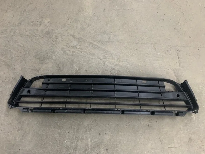 Решетка радиатора Lexus RX IV (2015—2019) б.у