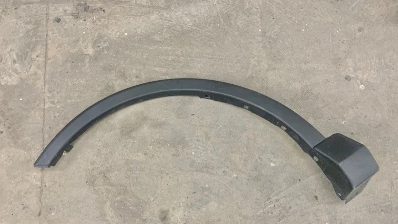 Расширитель крыла Toyota RAV4 IV рестайлинг (2015—2019) б.у