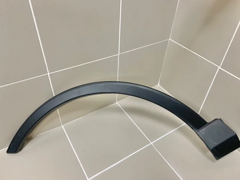 Расширитель крыла Toyota RAV4 IV рестайлинг (2015—2019) б.у