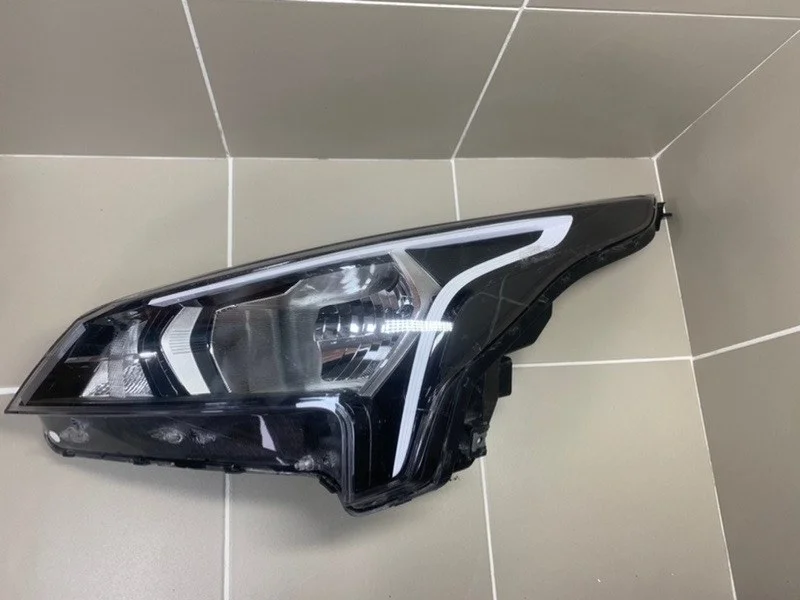 Фара Kia Rio IV рестайлинг (2020—2025) б.у