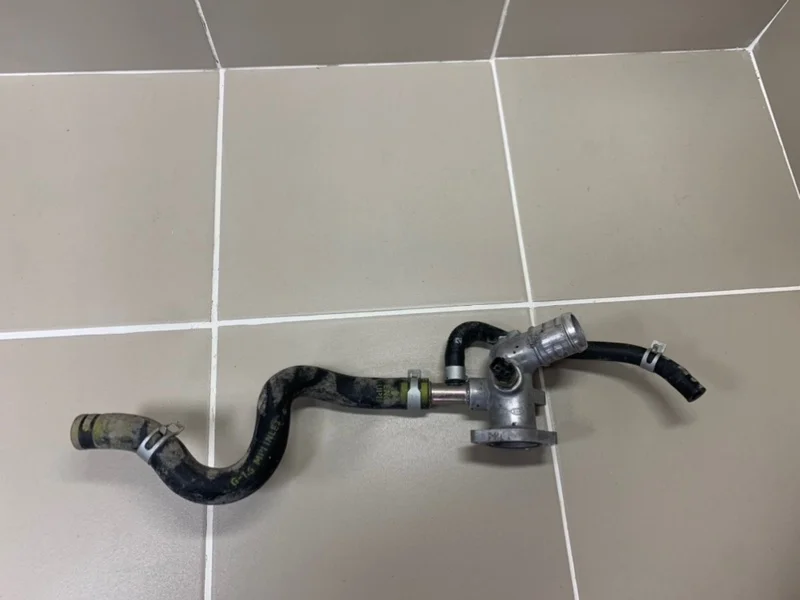 Фланец системы охлаждения Hyundai Creta I (2016—2020) б.у