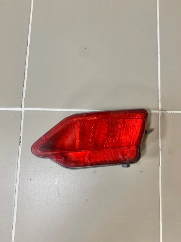 Фонарь противотуманный Toyota RAV4 IV (2012—2015) б.у