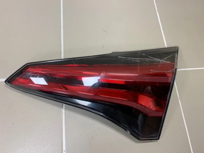 Фонарь Toyota RAV4 IV рестайлинг (2015—2019) б.у