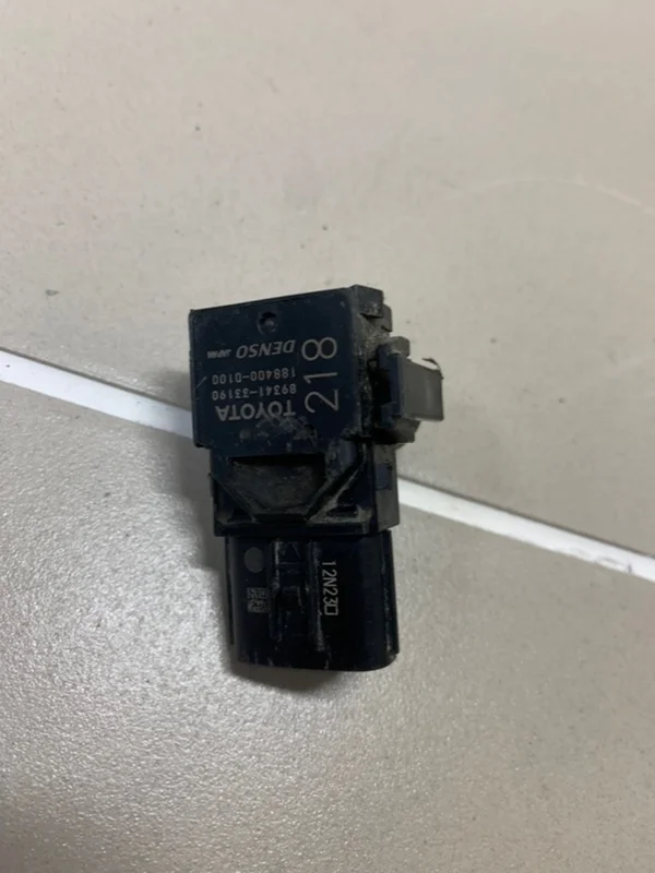 Датчик парковки Toyota Land Cruiser 200 (2007—2012) б.у