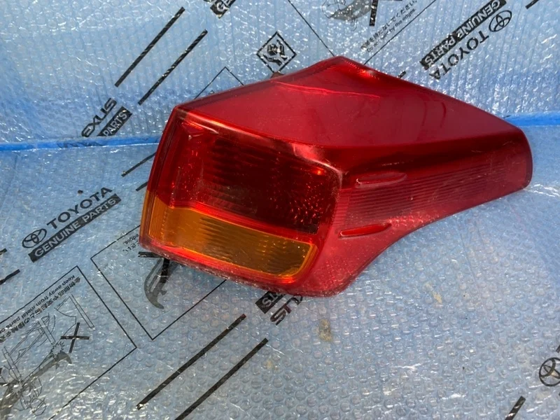 Фонарь Toyota RAV4 IV (2012—2015) б.у