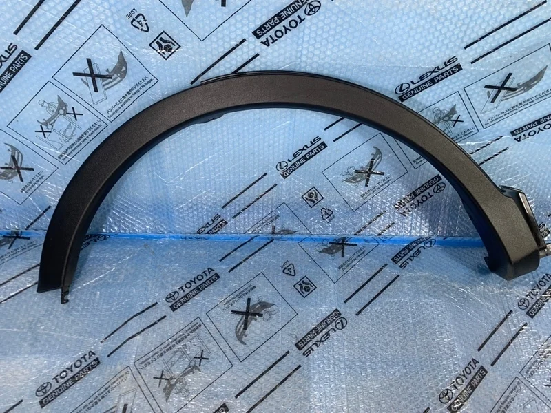 Расширитель крыла Toyota RAV4 IV (2012—2015) б.у