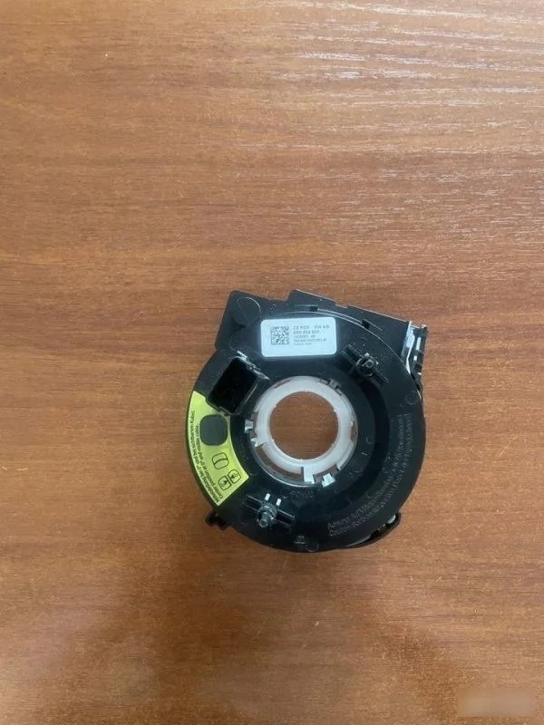 Шлейф подрулевой Volkswagen Polo V рестайлинг (2015—2020) б.у