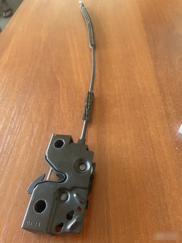 Замок капота Volkswagen Polo V (2009—2015) б.у