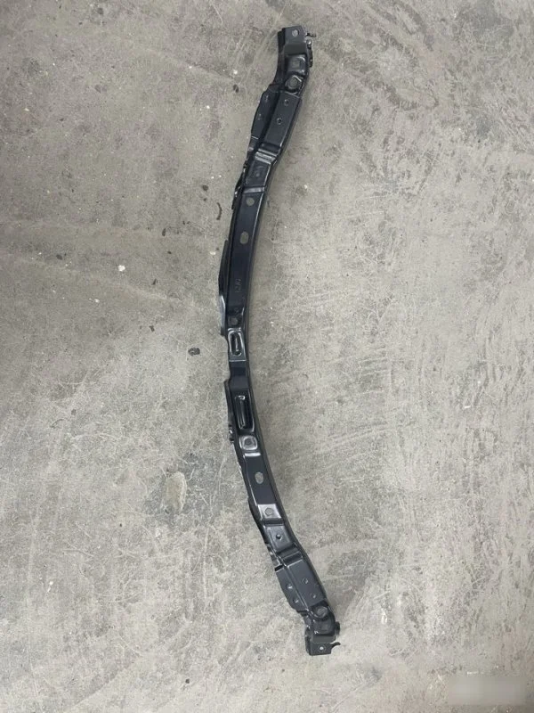 Усилитель бампера Toyota RAV4 IV рестайлинг (2015—2019) новый