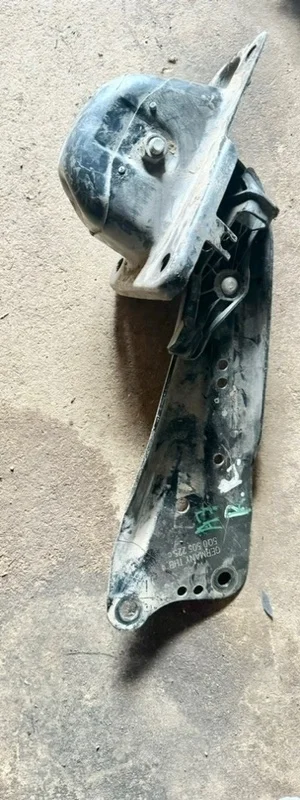 Рычаг Skoda Octavia III (2013—2017) б.у