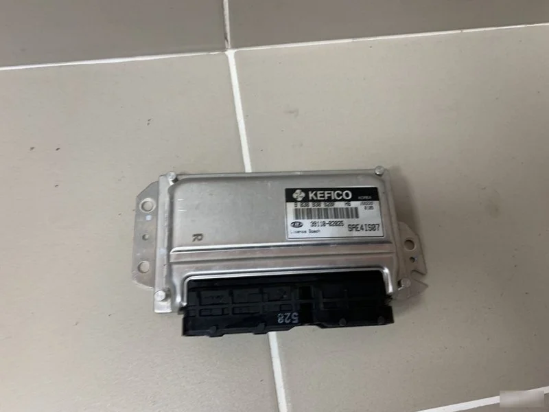 Блок управления двигателем Kia Picanto I (2004—2007) б.у