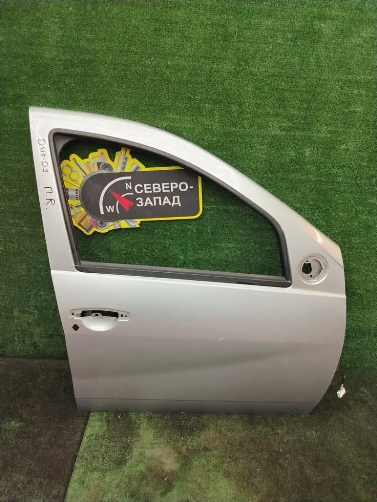Дверь Renault Duster 2017 801006719R X79 K9K858, передняя правая
