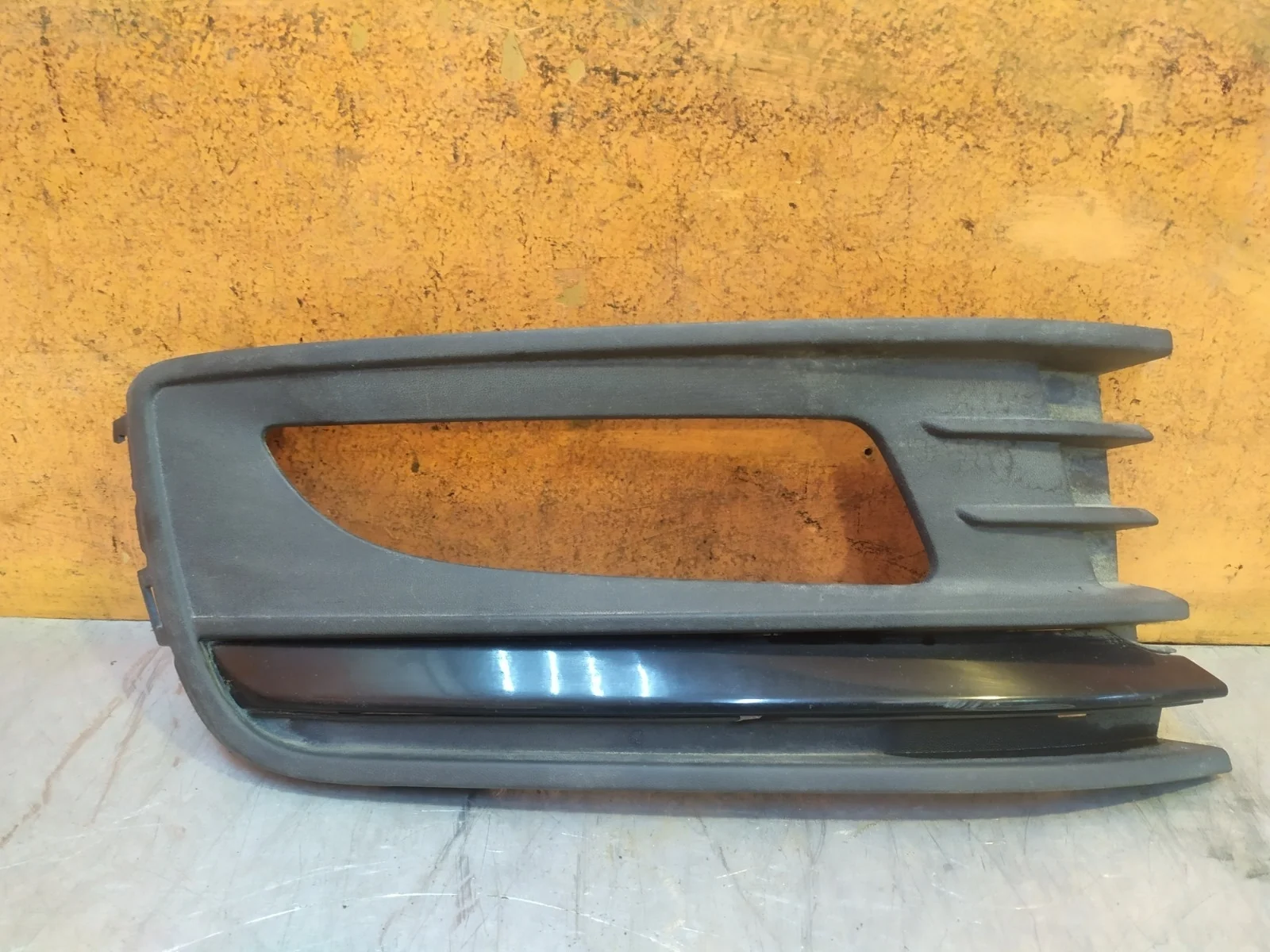 Окантовка птф Volkswagen Polo 2014-2020 5