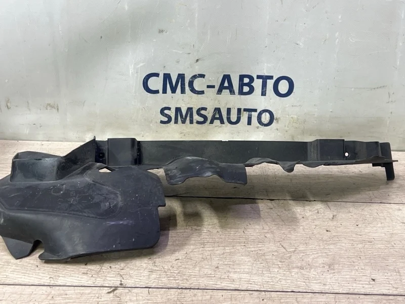 Воздуховод Audi A6 4F0121284AP C6 3.0 CAJ, передний правый