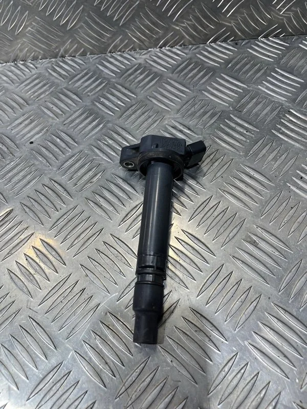 Катушка зажигания LEXUS LX570 2018 9091902256 URJ202 3UR-FE 5.7