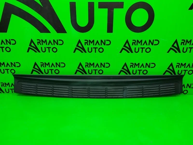 Накладка бампера TOYOTA LAND CRUISER 2007-2021