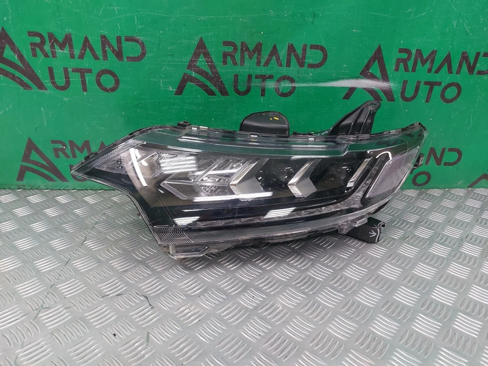 Фара MITSUBISHI OUTLANDER 2018-нв 3