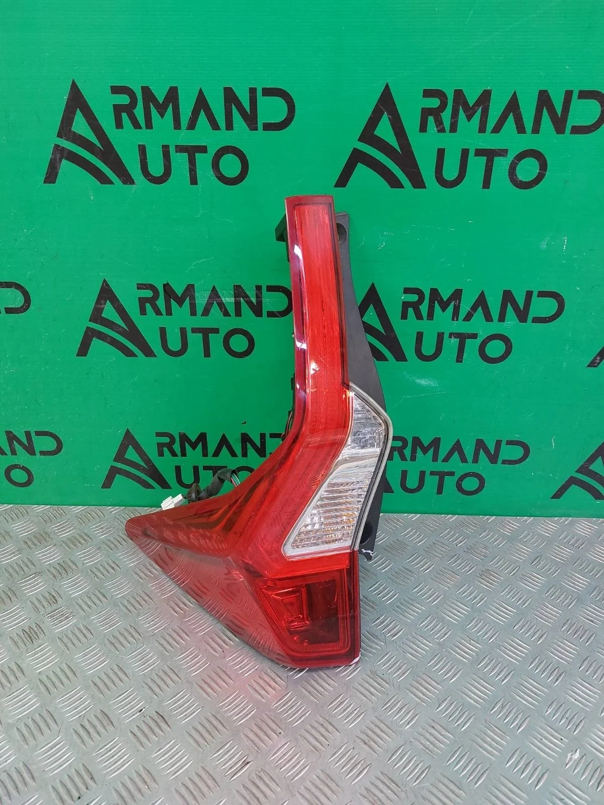 Фонарь Mitsubishi Pajero Sport 2015-2021 3