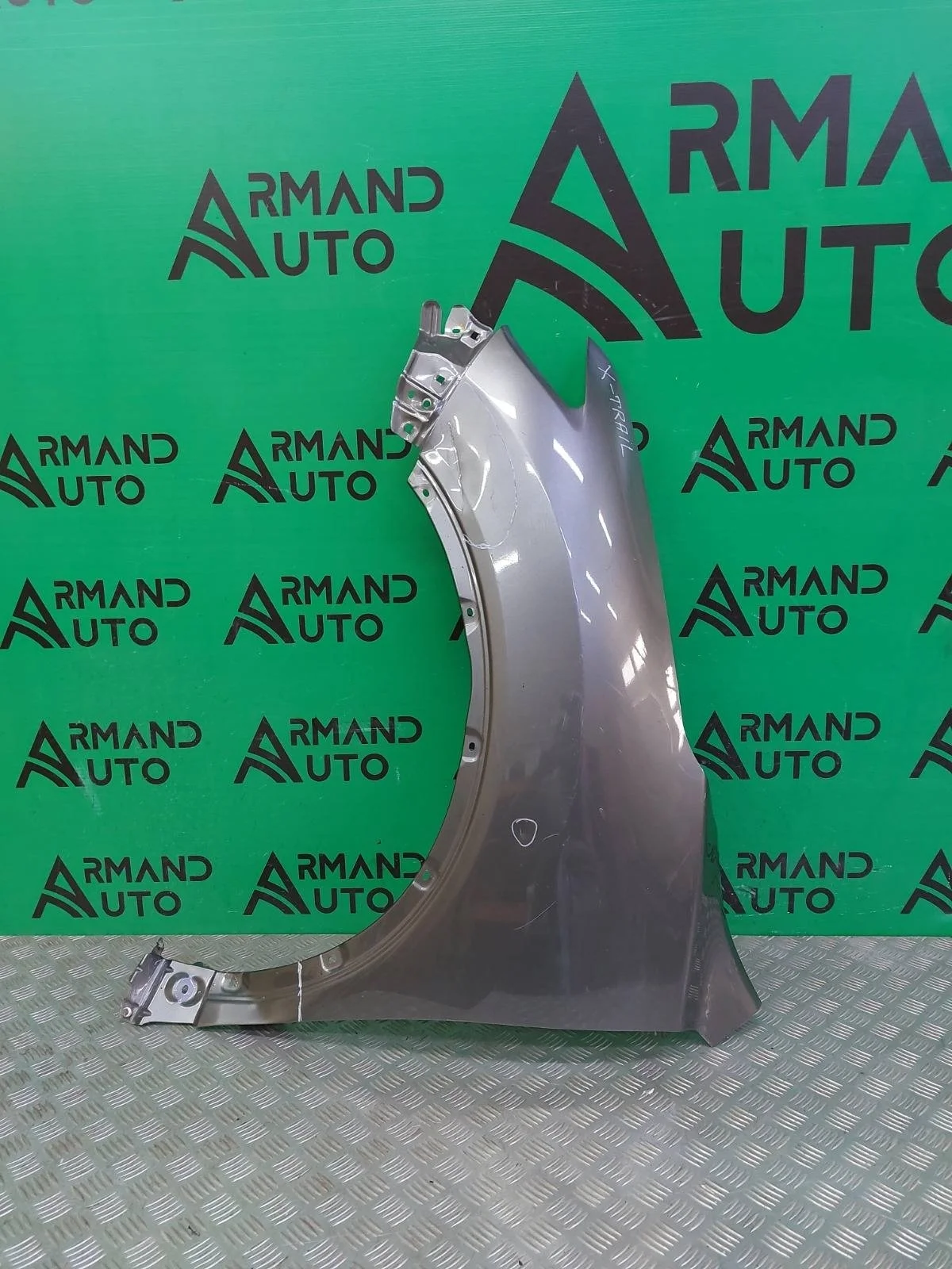 Крыло NIssan X-Trail 2013-2022 T32