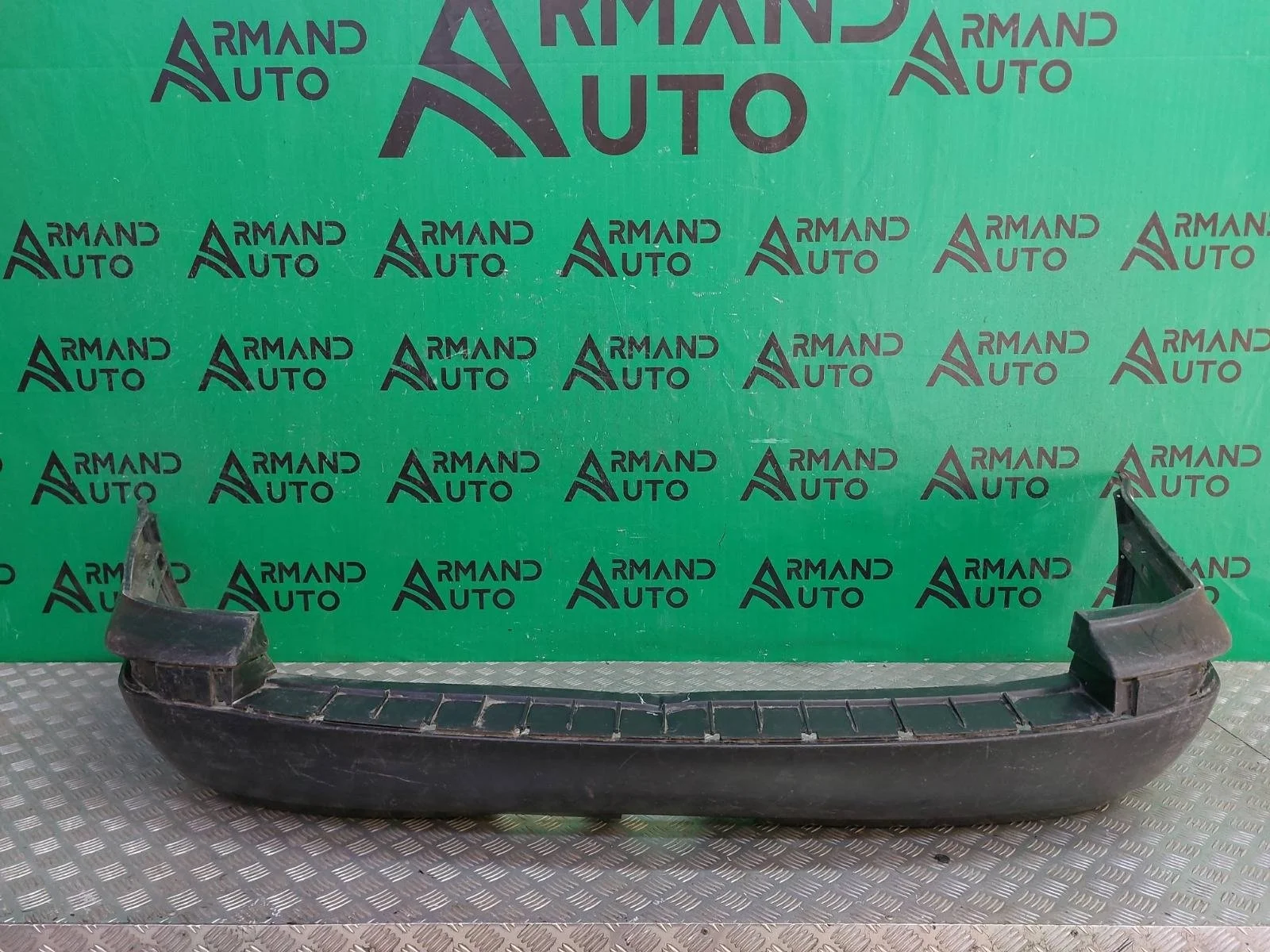 Бампер Skoda Octavia 1996-2000 A4 (1U Tour)