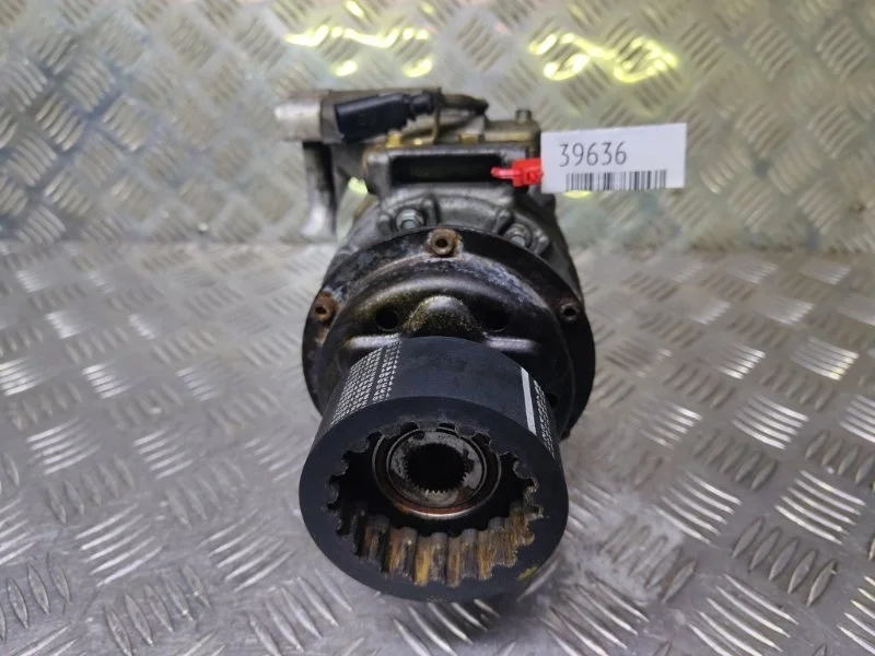 Компрессор кондиционера Volkswagen Transporter T5