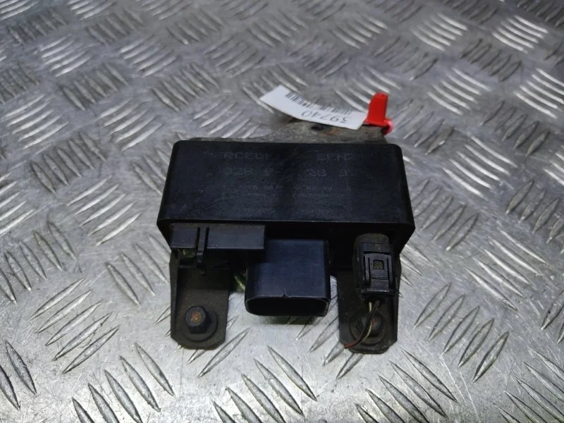 Реле накала Mercedes Vito W211