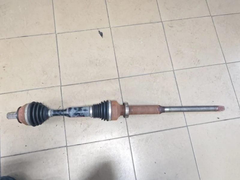 Приводной вал Volvo XC60 36051325, передний правый