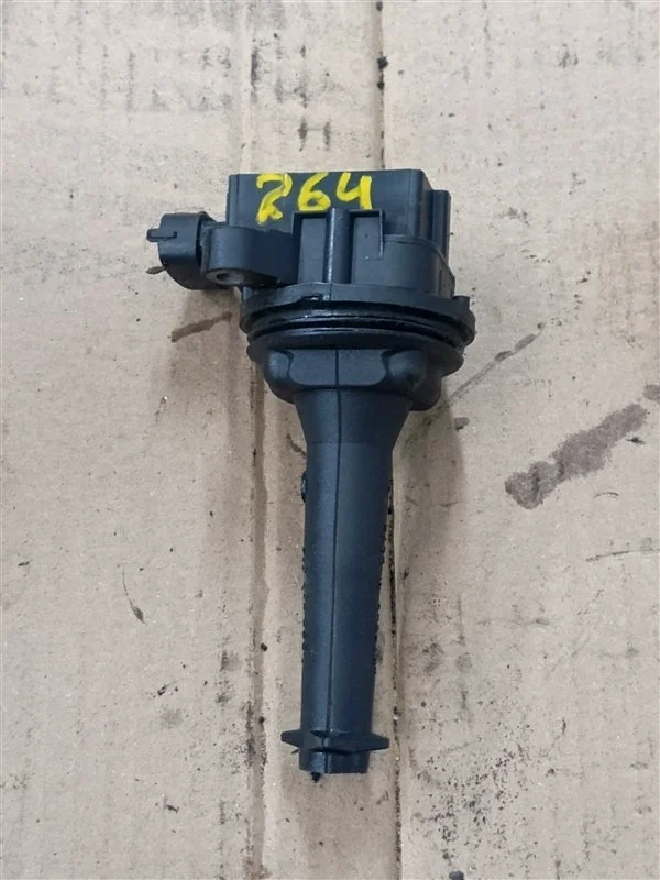 Катушка зажигания Volvo XC90 30713416 B5254T2