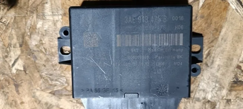 Блок управления парктрониками Volkswagen Passat 2012 365