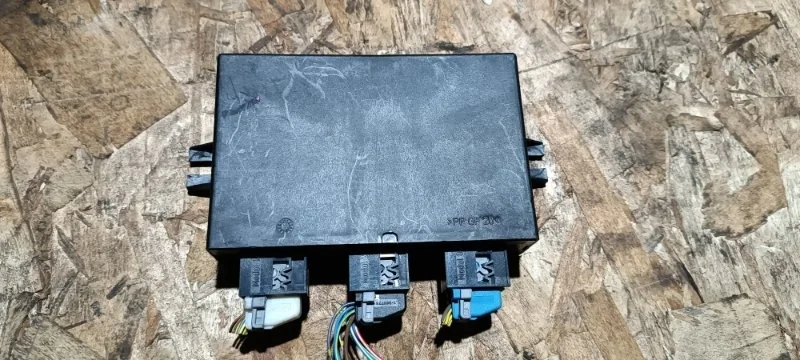 Блок управления парктрониками BMW X3 2008 E83